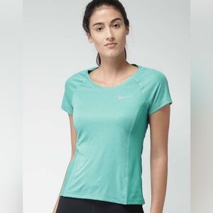 Nike, Dry Miller Crew, Women's, Top, Size Medium, Color Green
